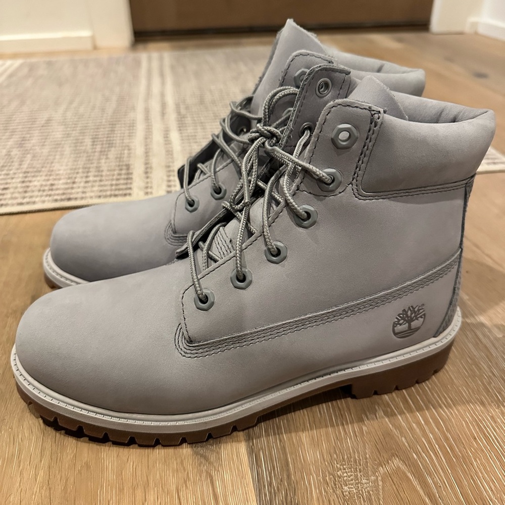 NWOT Timberlands